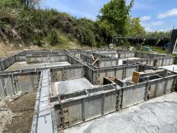 形が見えてきました