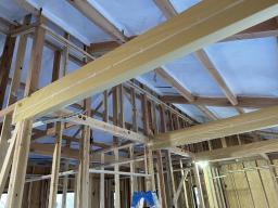 リビングの梁。お部屋のアクセントです！