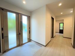 玄関ホール＆廊下